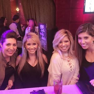 Meet your Posher, Jasmine